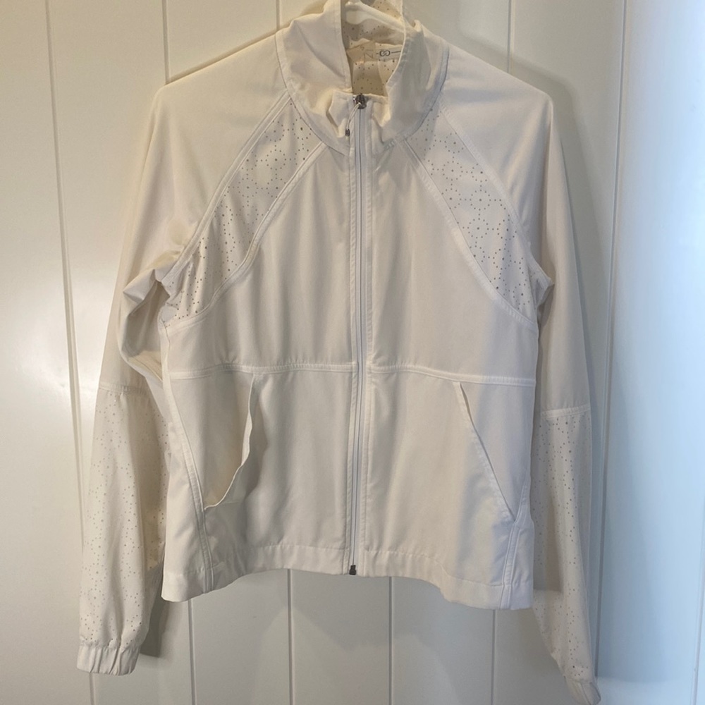 Calia by Carrie Underwood white lightweight zip up
